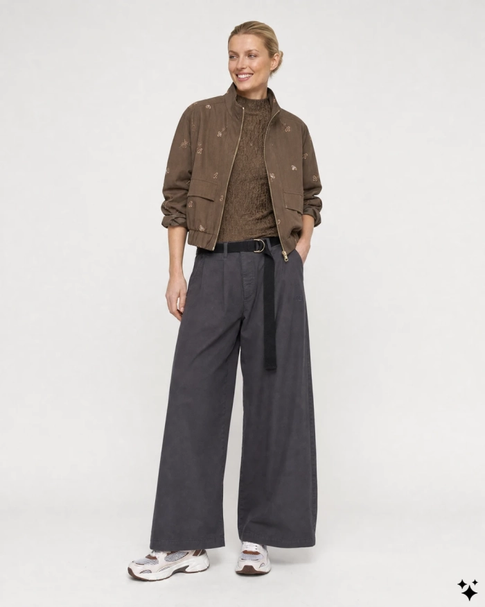 %lookbooks.TITEL%