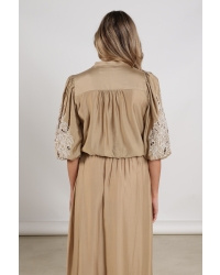 NUKUS Rosie Blouse Embrodery 64 camel