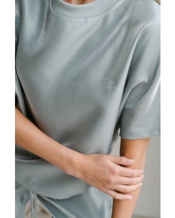 Aímée the Label Tops Blue