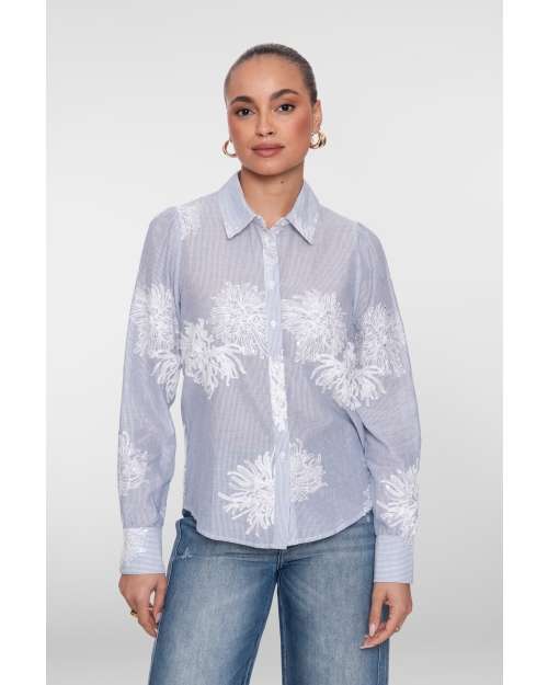 Geisha Blouse embroidered flowers 625 blue/off-white