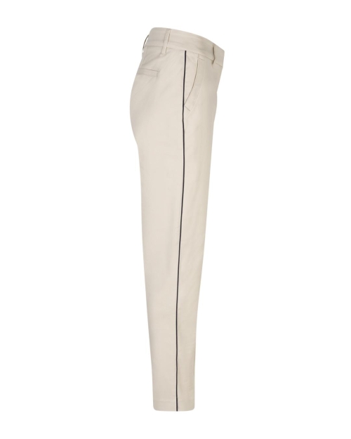 Red Button De Diana Smart Piping is een broek van smart kwali
