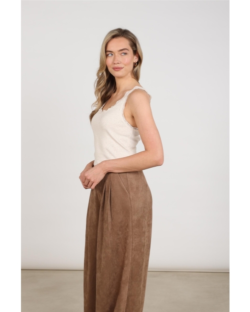 NUKUS Maddie Singlet Kant 9 sand