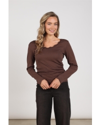 NUKUS Mika Top Kant 334 chocolate