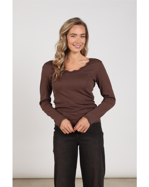NUKUS Mika Top Kant 334 chocolate