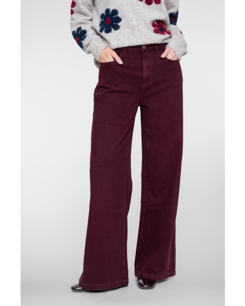 Geisha Jeans wide 480 burgundy