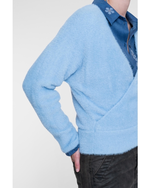 Geisha Cross over hairy top 625 blue